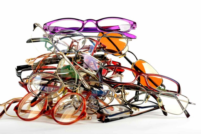 Sustainable Eyewear Non-sustainable eyewear contributes to the fossil fuel and plastic waste issue