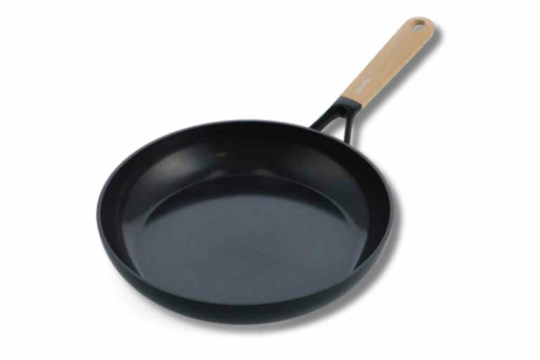 Sustainable Pans - Greenpan Eco-Smartshape Non-Stick Frying Pan is healthy and PFAS free