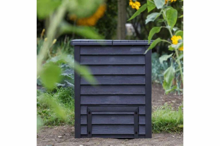 Home Composting - The Garantia Thermo Wood compost bin is made from 100% recycled plastic