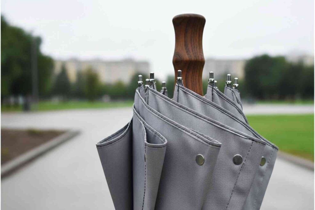 Sustainable Umbrellas - Spending a little bit more on a well made umbrella will save you money and reduce your resource and footprint in the long term
